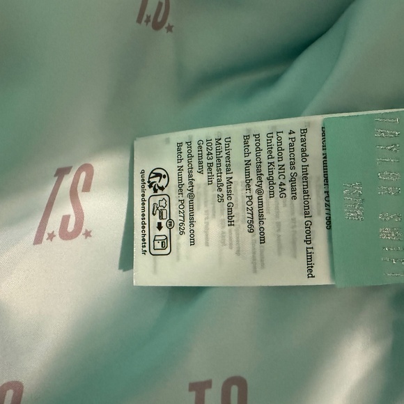 Taylor Swift Fur jacket. Youth Small - Picture 3 of 7